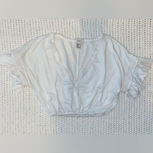 Forever 21 white crop top with ruffled sleeves